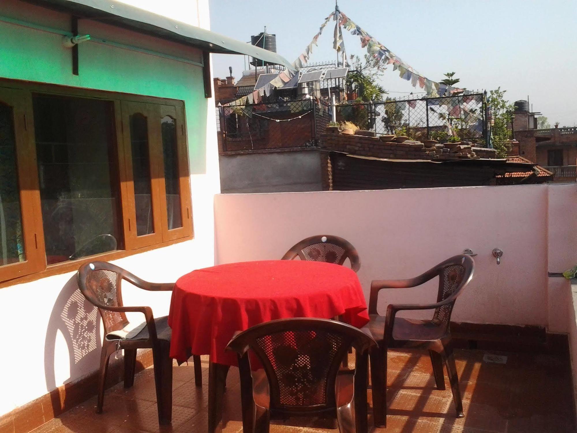 Ajima Guest House Bhatgoan Exterior foto